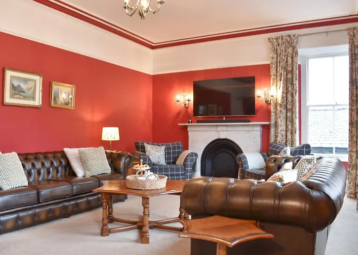 Pitcairn House-uk41255 *