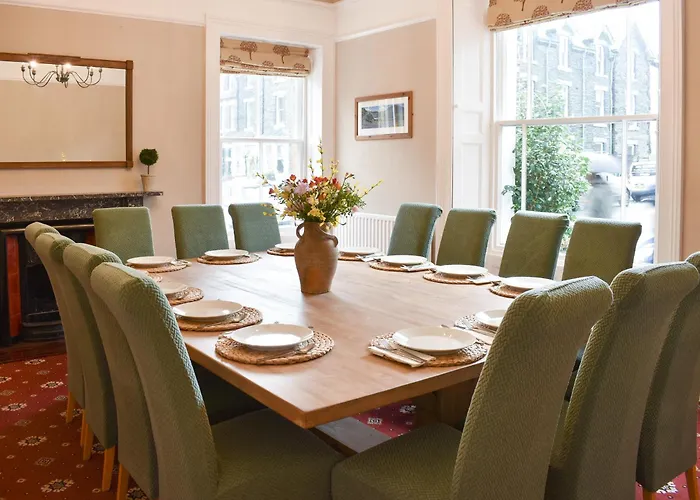 Pitcairn House-uk41255 Feriehus